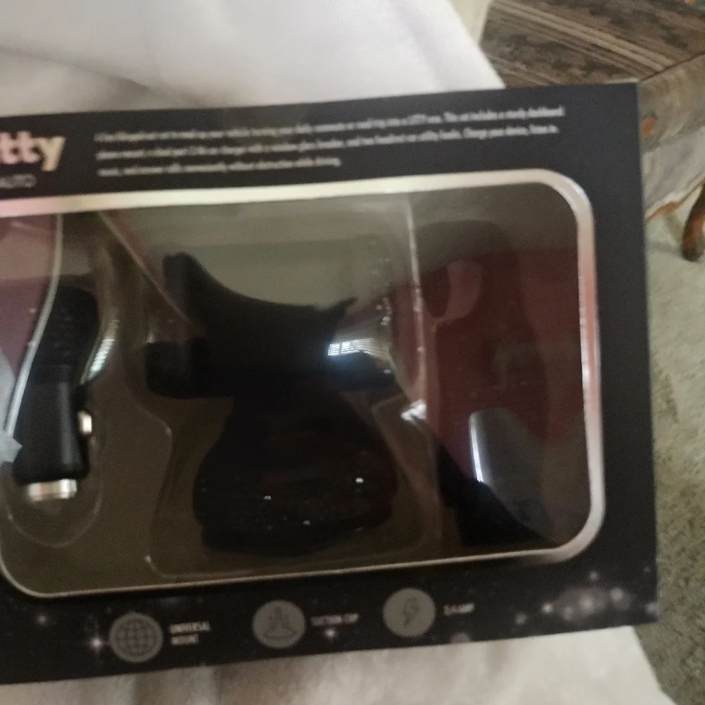 4itty Auto Black Car Mount Set